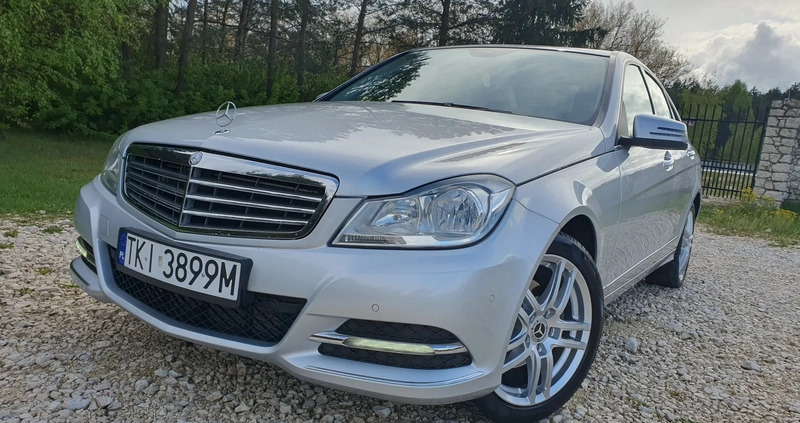 świętokrzyskie Mercedes-Benz Klasa C cena 48000 przebieg: 304467, rok produkcji 2012 z Chmielnik